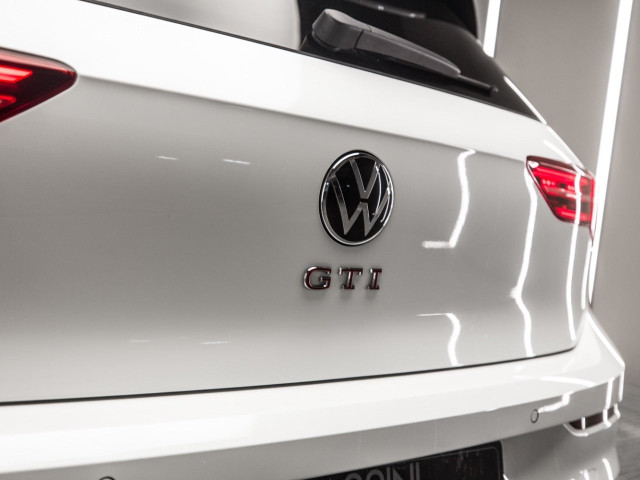 VOLKSWAGEN Golf GTI 2.0 TSI 180kW 245CV DSG