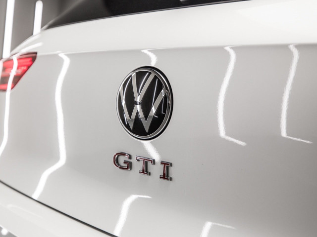 VOLKSWAGEN Golf GTI 2.0 TSI 180kW 245CV DSG