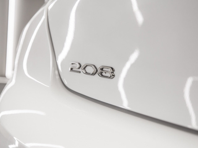PEUGEOT 208 BlueHDi 73kW 100CV Active