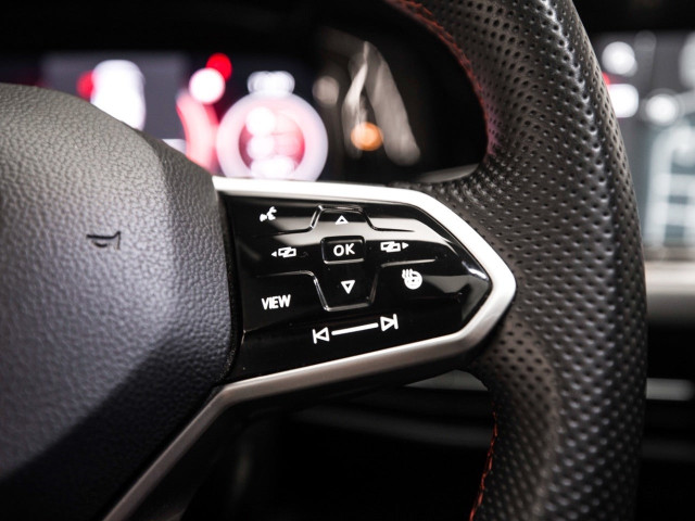VOLKSWAGEN Golf GTI Clubsport 2.0 TSI 221kW 300CV DSG