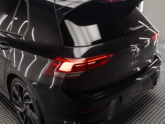 VOLKSWAGEN Golf GTI Clubsport 2.0 TSI 221kW 300CV DSG