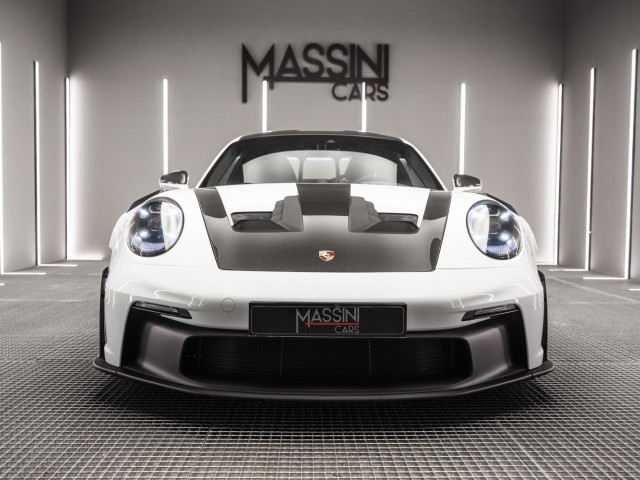 PORSCHE 911 GT3 RS
