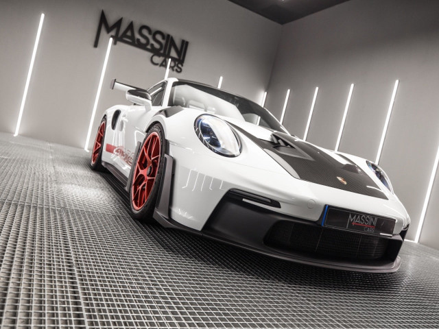 PORSCHE 911 GT3 RS