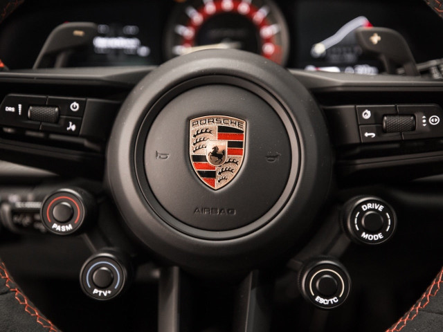 PORSCHE 911 GT3 RS