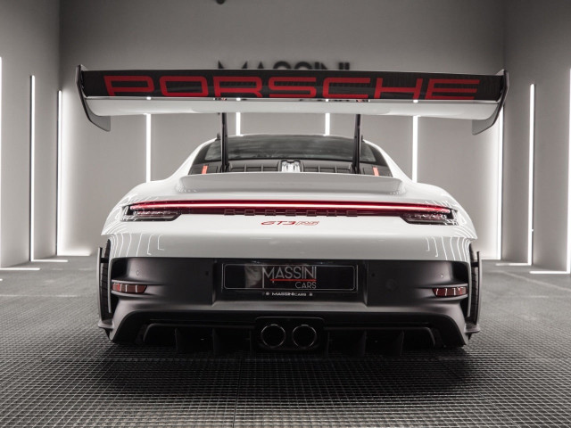 PORSCHE 911 GT3 RS