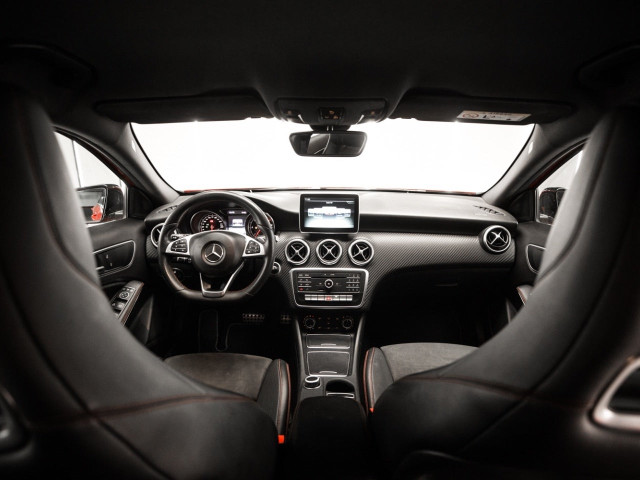 MERCEDES Clase A 200 d AMG Line