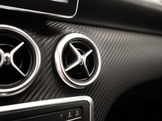 MERCEDES Clase A 200 d AMG Line