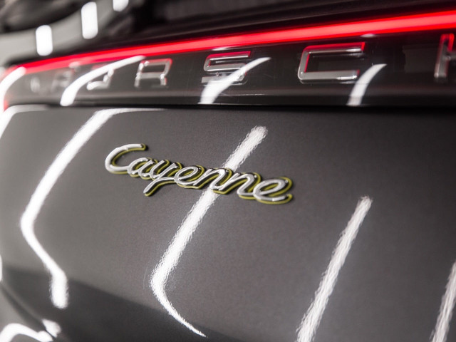 PORSCHE Cayenne Coupe EHybrid