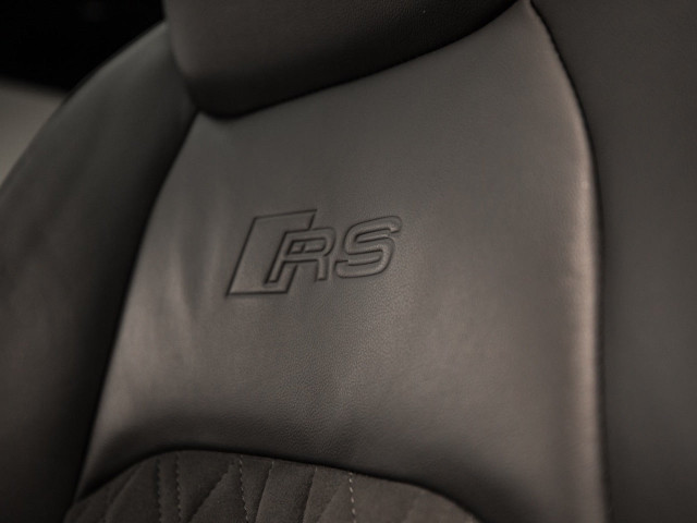 AUDI A6 RS 6 Avant TFSI quattro