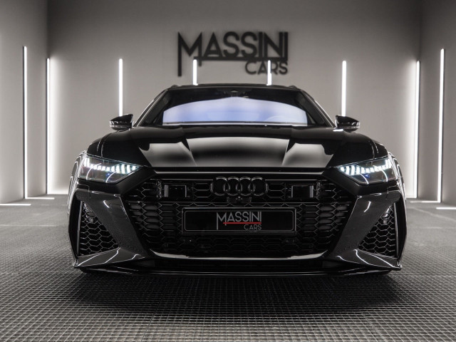AUDI A6 RS 6 Avant TFSI quattro