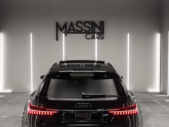AUDI A6 RS 6 Avant TFSI quattro