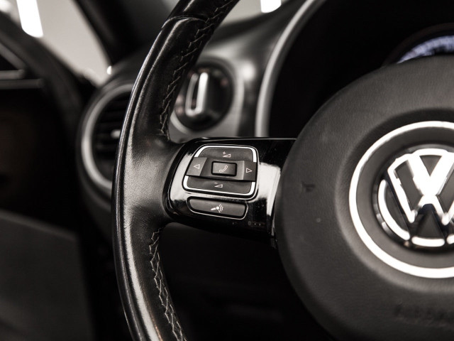 VOLKSWAGEN Beetle Cabrio Design 2.0 TDI 150CV DSG BMT