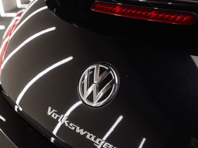 VOLKSWAGEN Beetle Cabrio Design 2.0 TDI 150CV DSG BMT