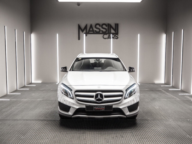 MERCEDES Clase GLA 200 d AMG Line