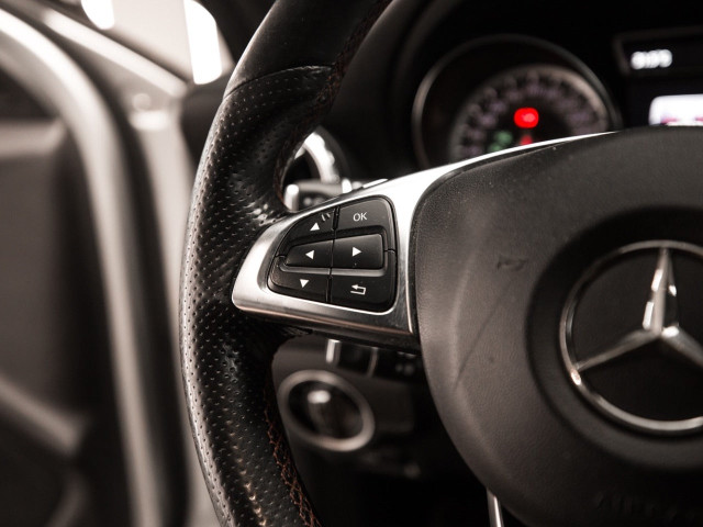 MERCEDES Clase GLA 200 d AMG Line