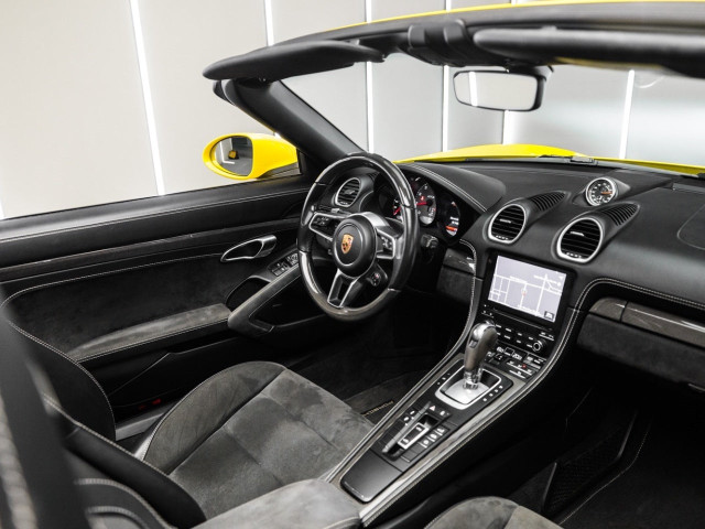 PORSCHE 718 Boxster GTS