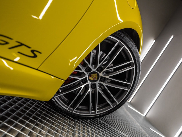 PORSCHE 718 Boxster GTS