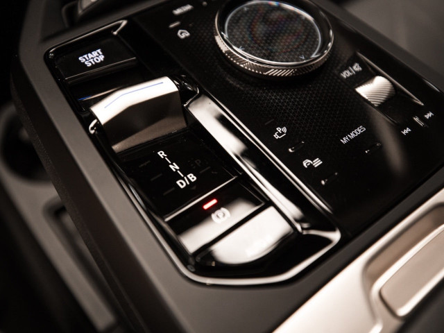 BMW iX xDrive40
