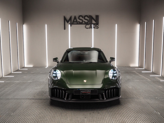 PORSCHE 911 Carrera GTS Coupe