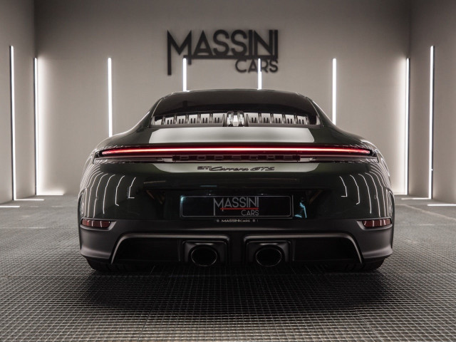 PORSCHE 911 Carrera GTS Coupe