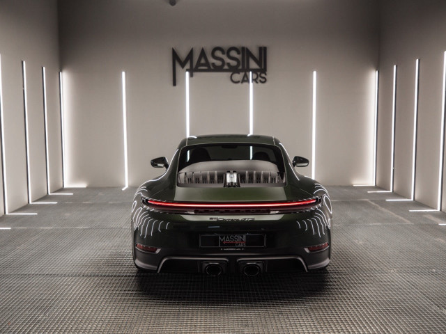 PORSCHE 911 Carrera GTS Coupe