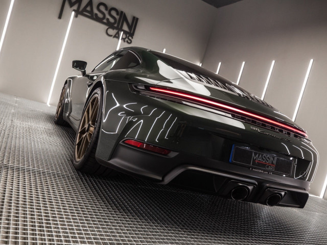 PORSCHE 911 Carrera GTS Coupe