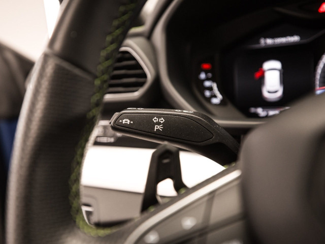 LAMBORGHINI URUS CARBONO