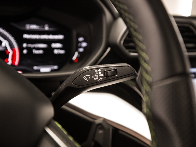 LAMBORGHINI URUS CARBONO