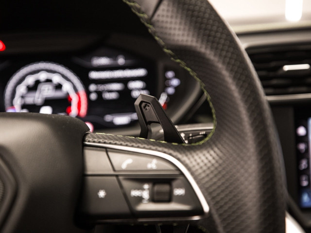 LAMBORGHINI URUS CARBONO