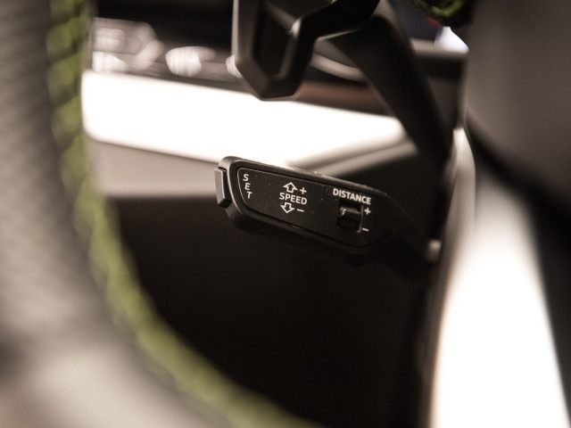 LAMBORGHINI URUS CARBONO
