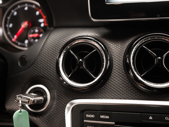 MERCEDES Clase A 180 d