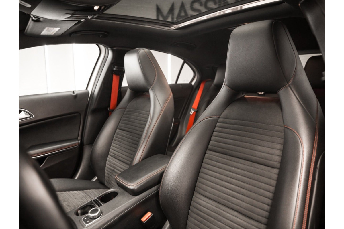 MERCEDES Clase A AMG 45 4MATIC 2