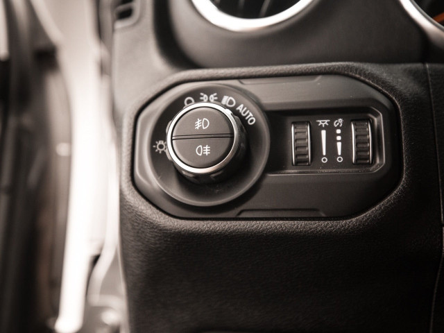 JEEP Wrangler 2.2 CRD Sahara 8ATX E6D