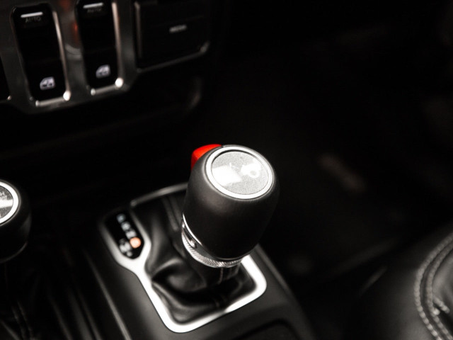 JEEP Wrangler 2.2 CRD Sahara 8ATX E6D