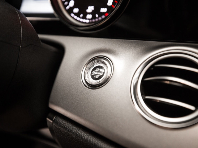 MERCEDES Clase E 200