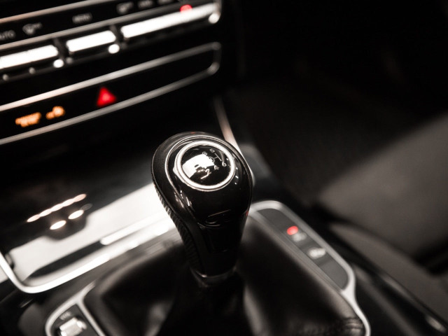 MERCEDES Clase E 200