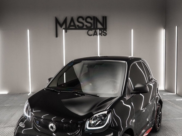 SMART fortwo EQ Ushuaia Limited Edition negro
