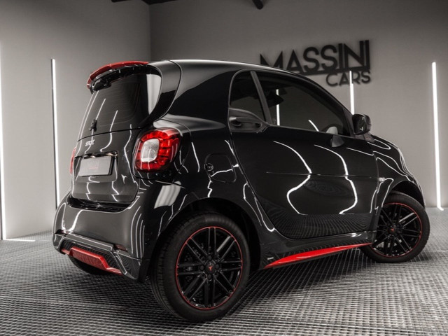 SMART fortwo EQ Ushuaia Limited Edition negro