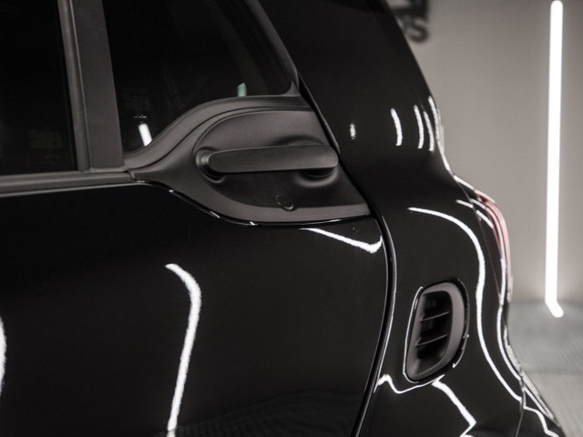 SMART fortwo EQ Ushuaia Limited Edition negro