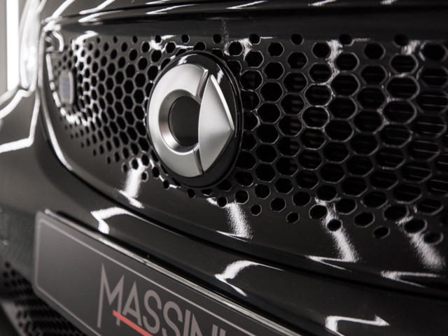 SMART fortwo EQ Ushuaia Limited Edition negro