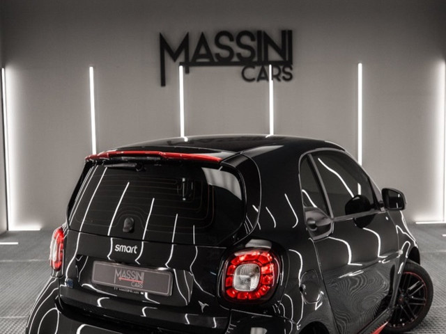 SMART fortwo EQ Ushuaia Limited Edition negro