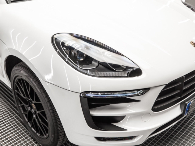 PORSCHE Macan GTS