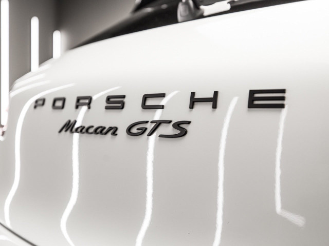 PORSCHE Macan GTS