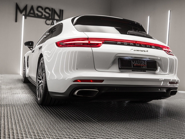 PORSCHE Panamera 4 EHybrid Sport Turismo