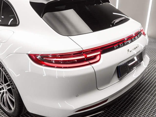 PORSCHE Panamera 4 EHybrid Sport Turismo