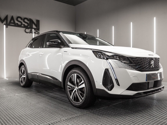 PEUGEOT 3008 Hybrid 225 eEAT8 Allure Pack