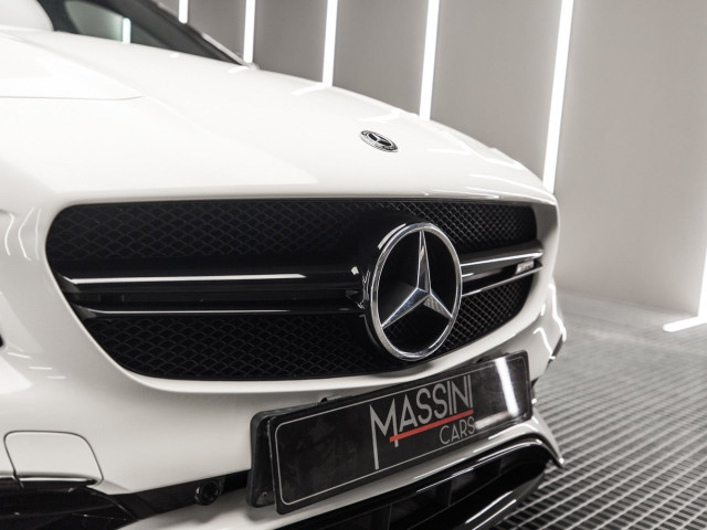 MERCEDES Clase CLA AMG 45 4M Shooting Brake