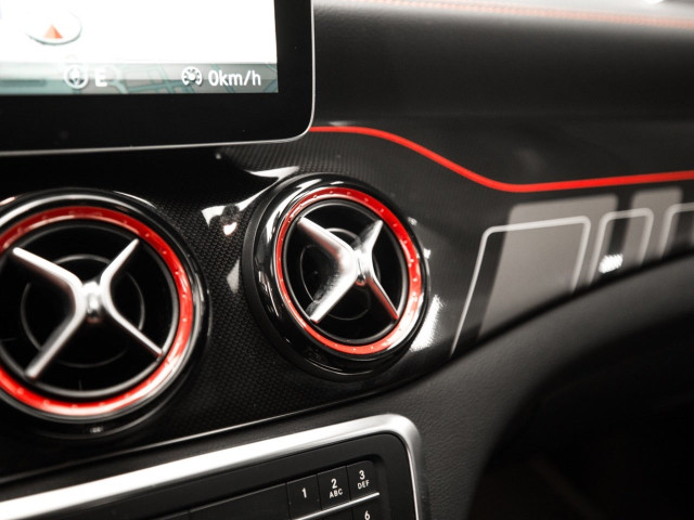 MERCEDES Clase CLA AMG 45 4M Shooting Brake