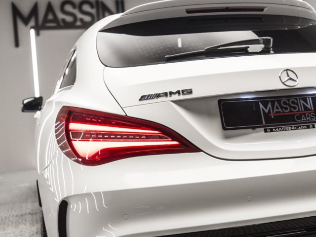 MERCEDES Clase CLA AMG 45 4M Shooting Brake
