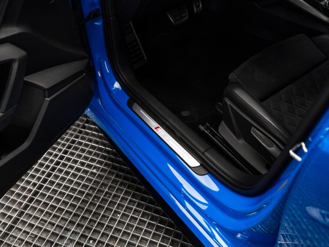 AUDI A3 RS3 Sportback TFSI 294kW quattro S tron